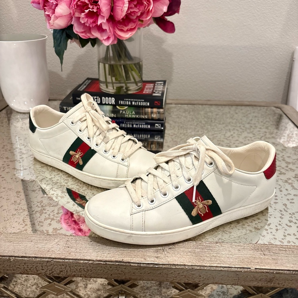 Authentic Women’s Gucci Ace Bee Sneakers Size 39